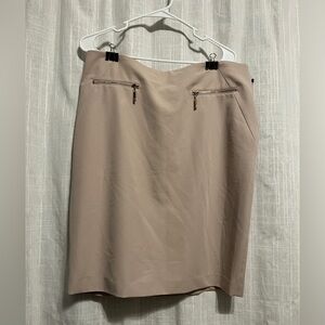 Tommy Hilfiger skirt, size 14, NWT